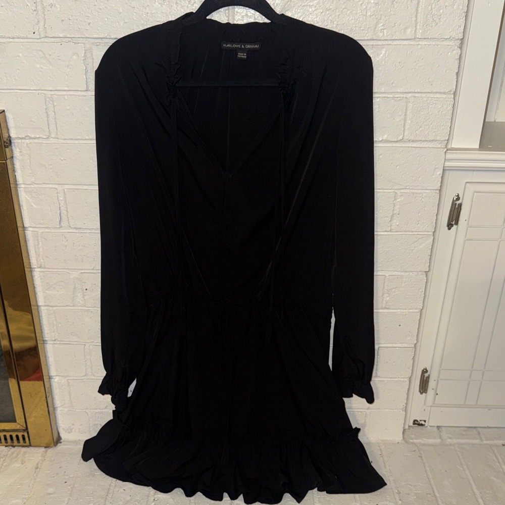 Harlowe & Graham Black Long Sleeve V-Neck Ruffle Dress